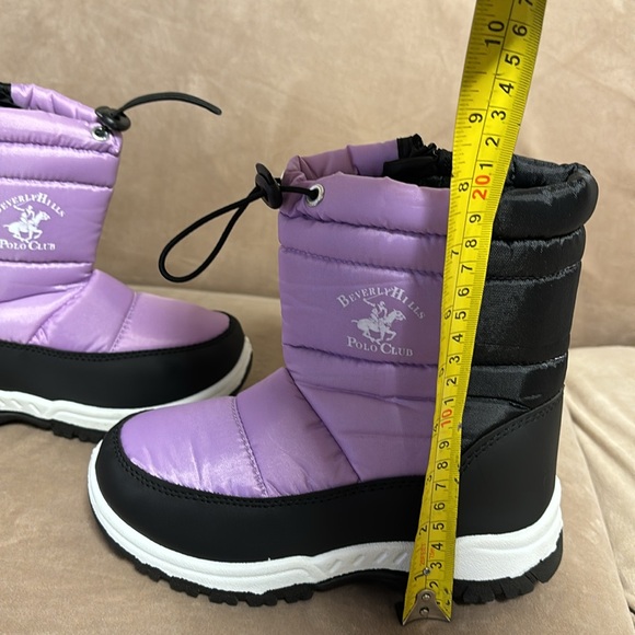 Girls Slip-Resistant & Insulated Snow boot-Size one - Picture 13 of 13